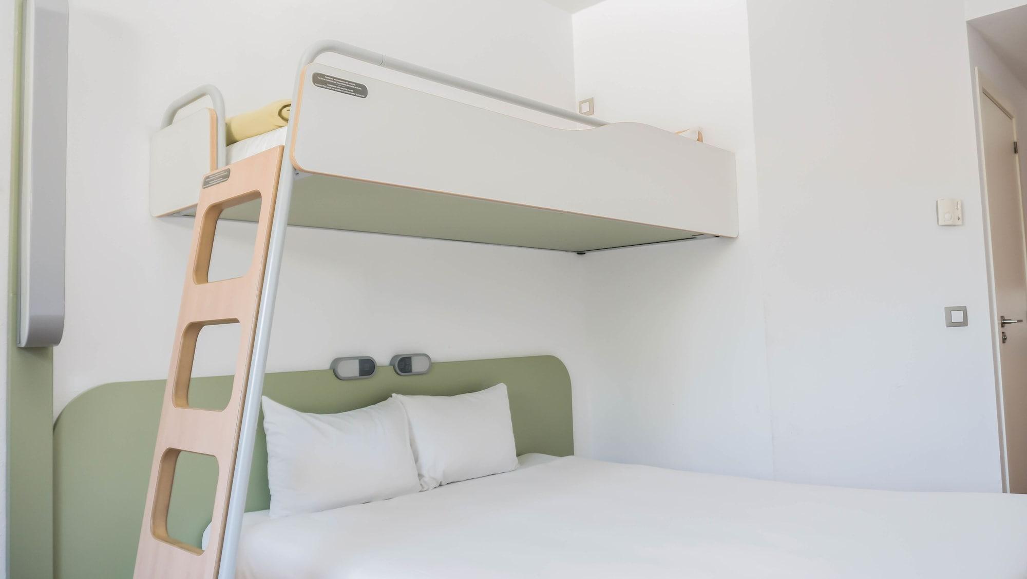Ibis Budget Girona Costa Brava Kültér fotó