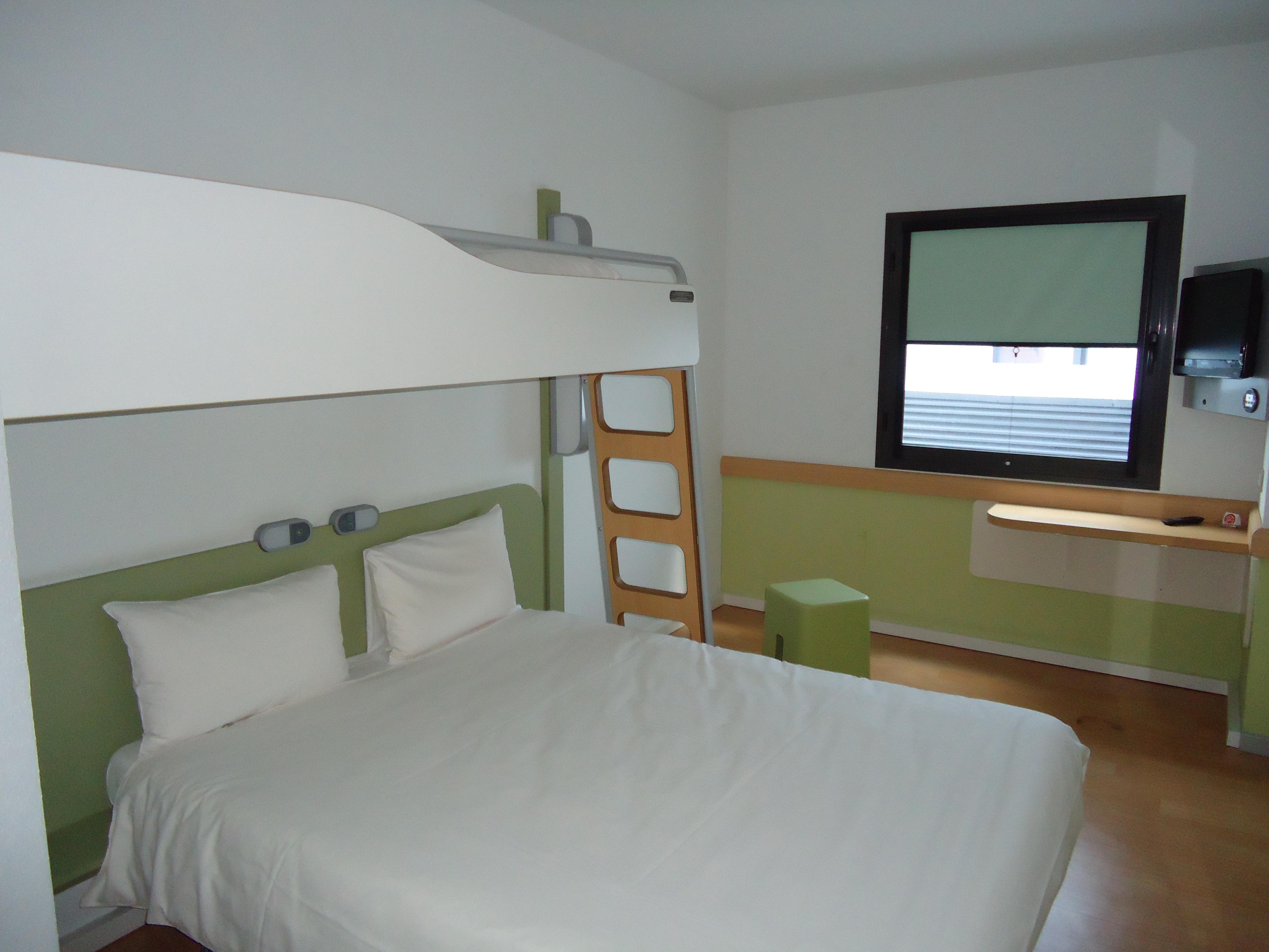 Ibis Budget Girona Costa Brava Hotel Kültér fotó