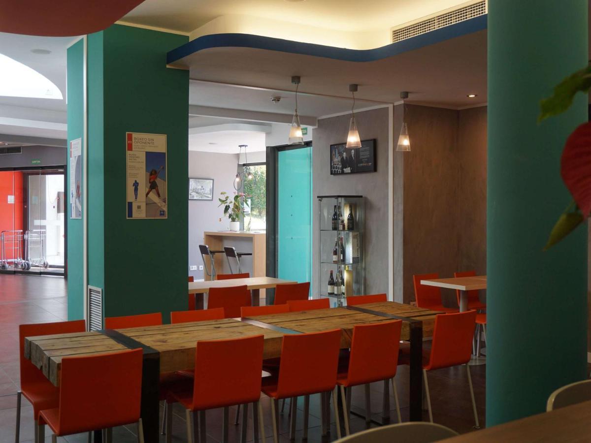 Ibis Budget Girona Costa Brava Kültér fotó