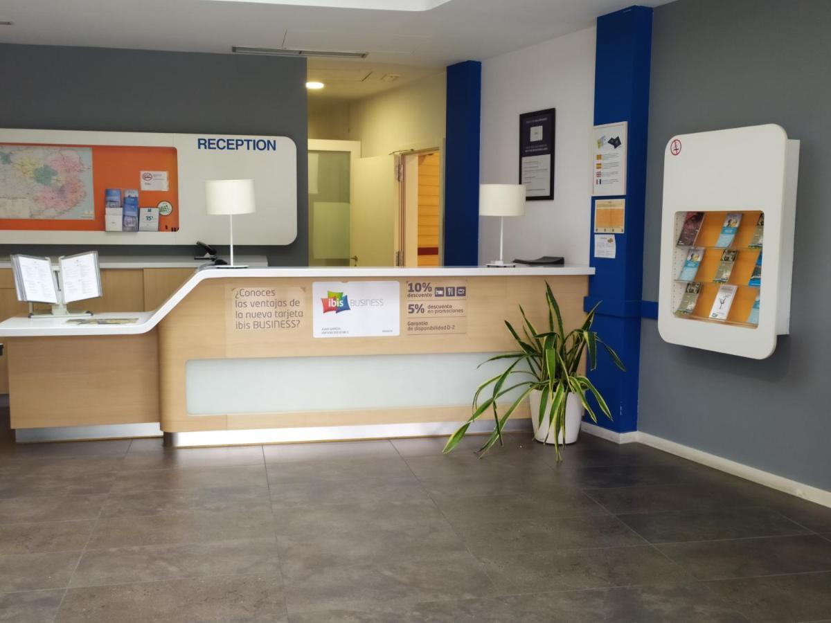 Ibis Budget Girona Costa Brava Kültér fotó